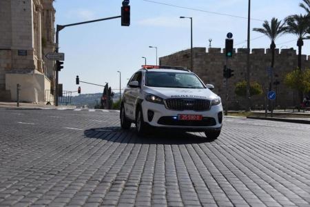 3 مشتبهين بالتورط في سرقة مركبات